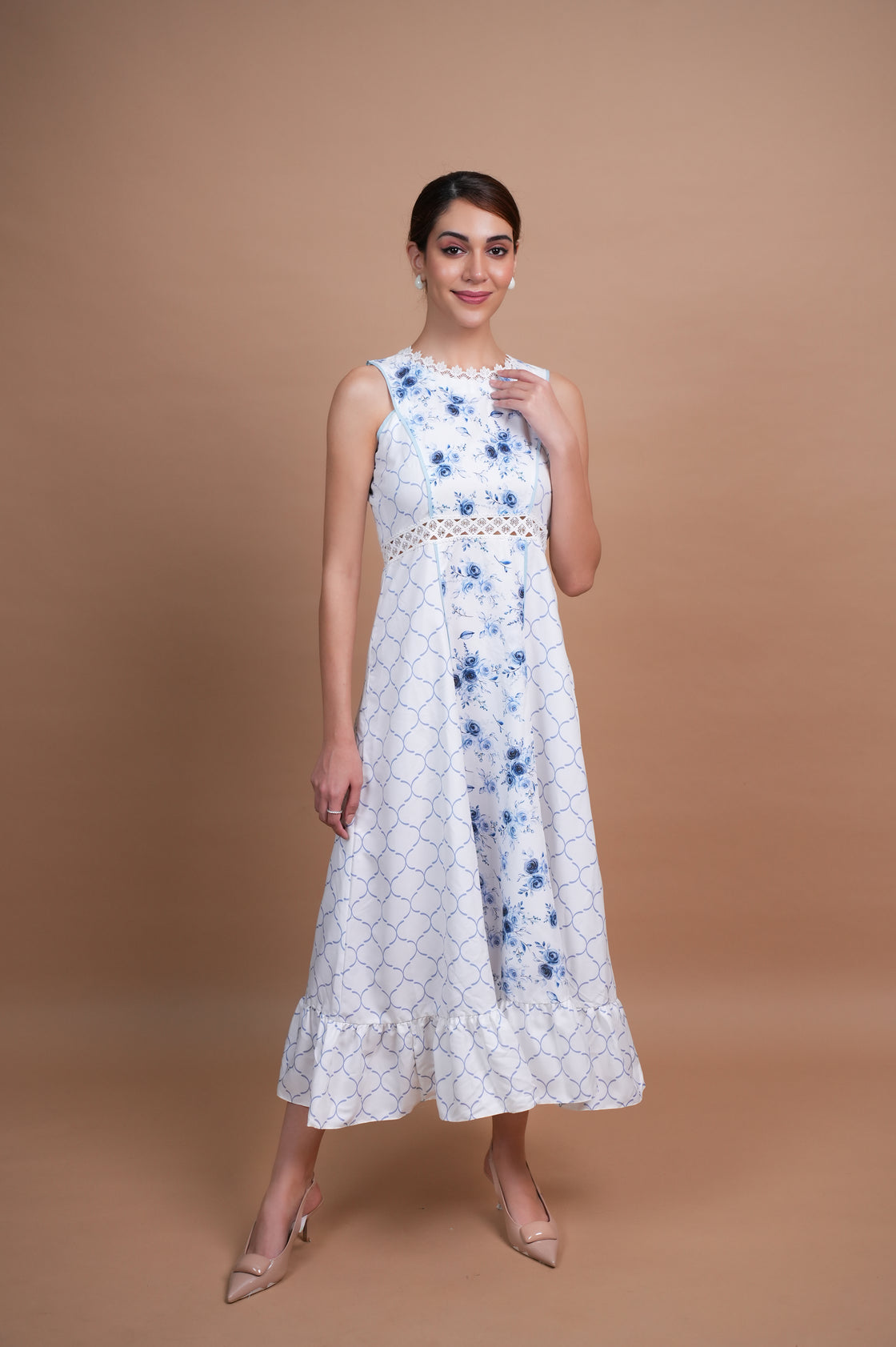 WHITE FLORAL COTTON ARINA MIDI DRESS Midi Dresses