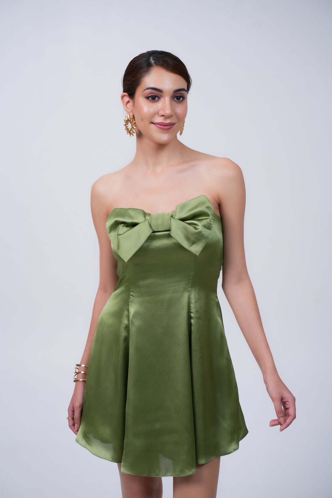 BOW SATIN SHORT MINI