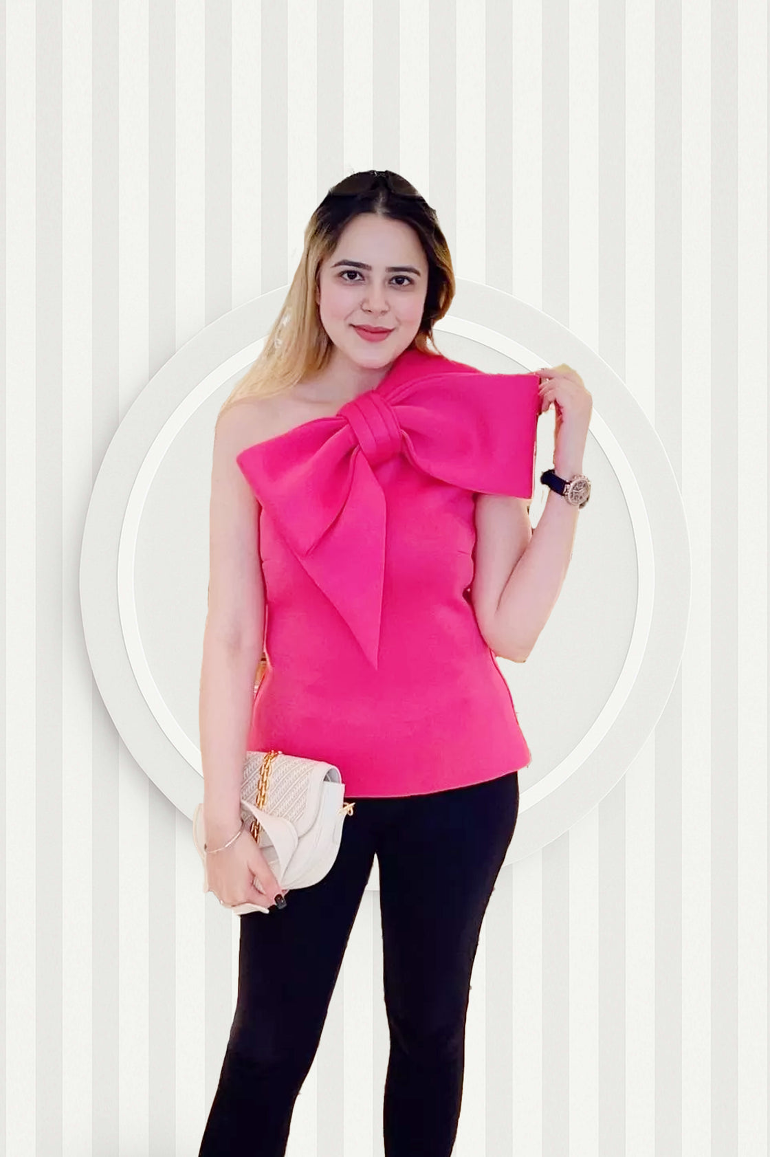 THE BOW TOP