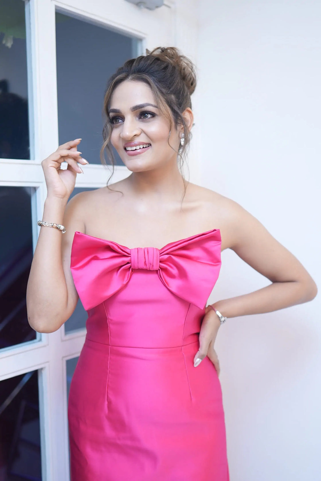 SUPRIYA NAGPAL IN KELLY DRESS