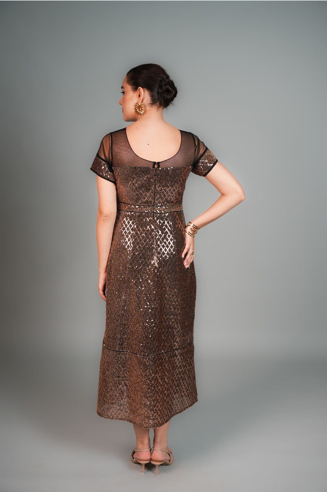 HELENA SEQUIN MIDI