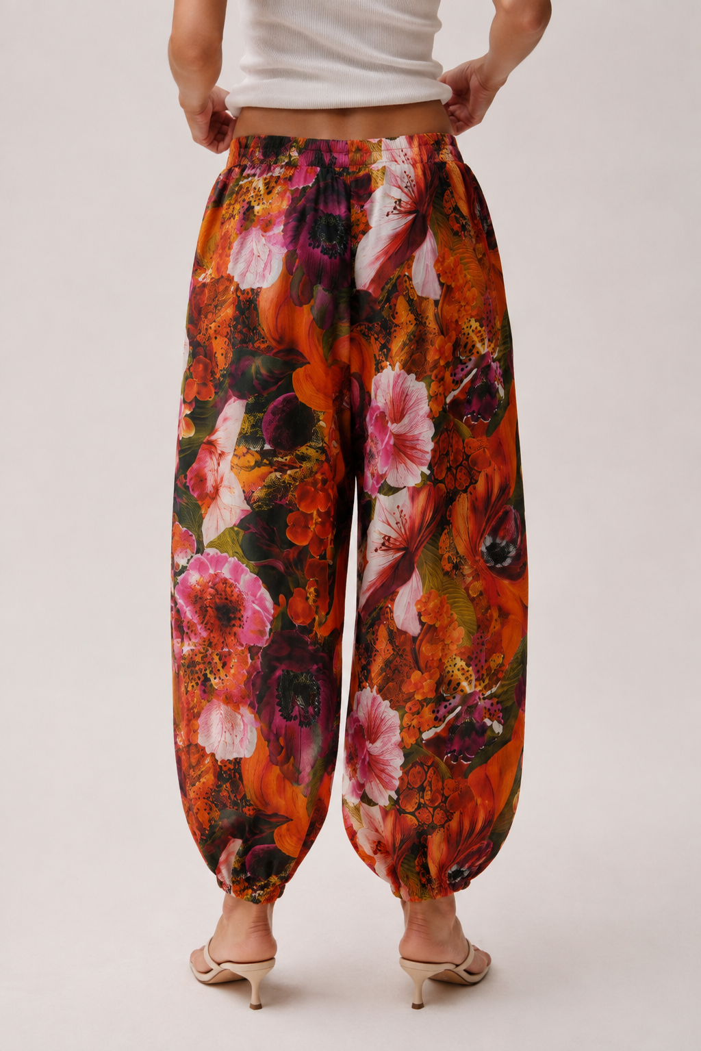 DARK FLORAL BALLOON TROUSERS