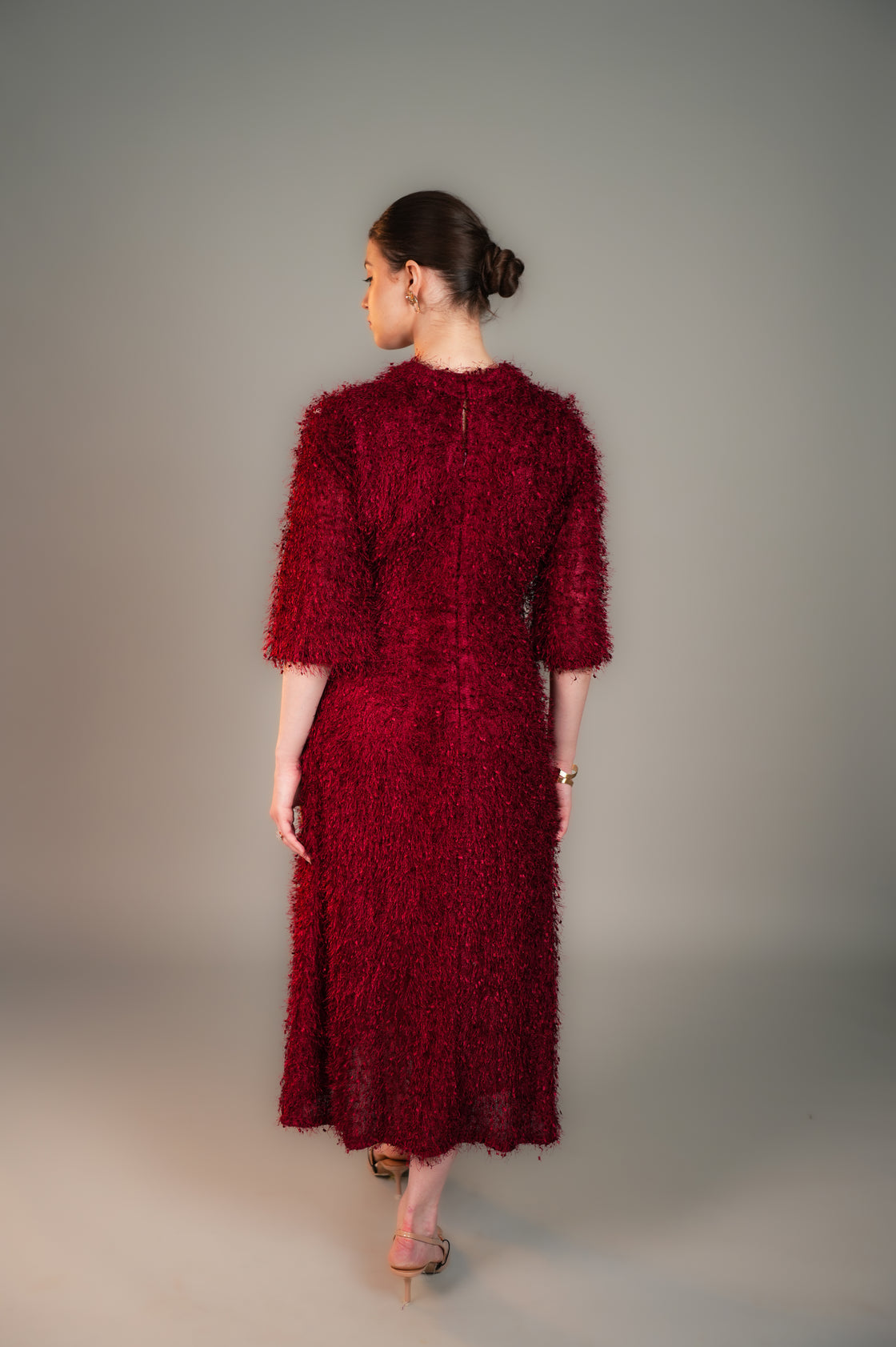 ROYAL CRIMSON FEATHER COLLAR MIDI DRESS