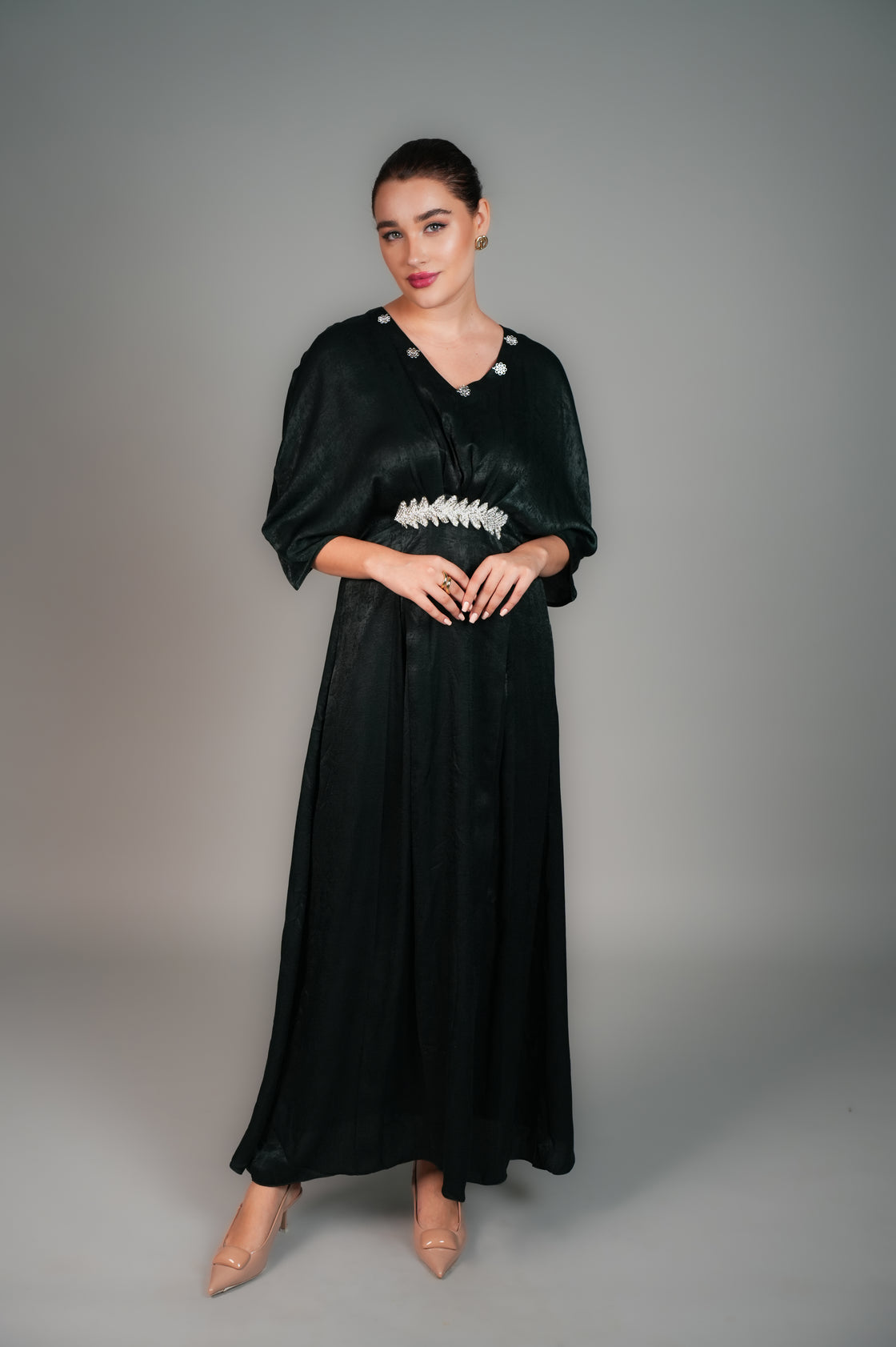 VERONIKA KAFTAN EMBROIDERED MIDI FOREST GREEN