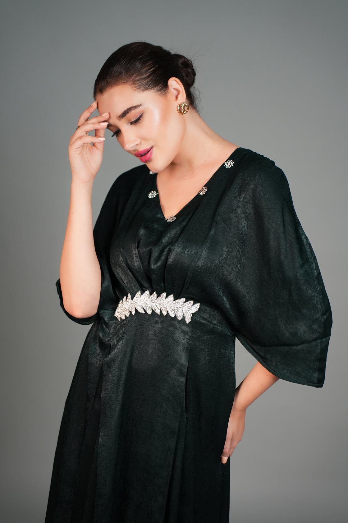 VERONIKA KAFTAN EMBROIDERED MIDI FOREST GREEN