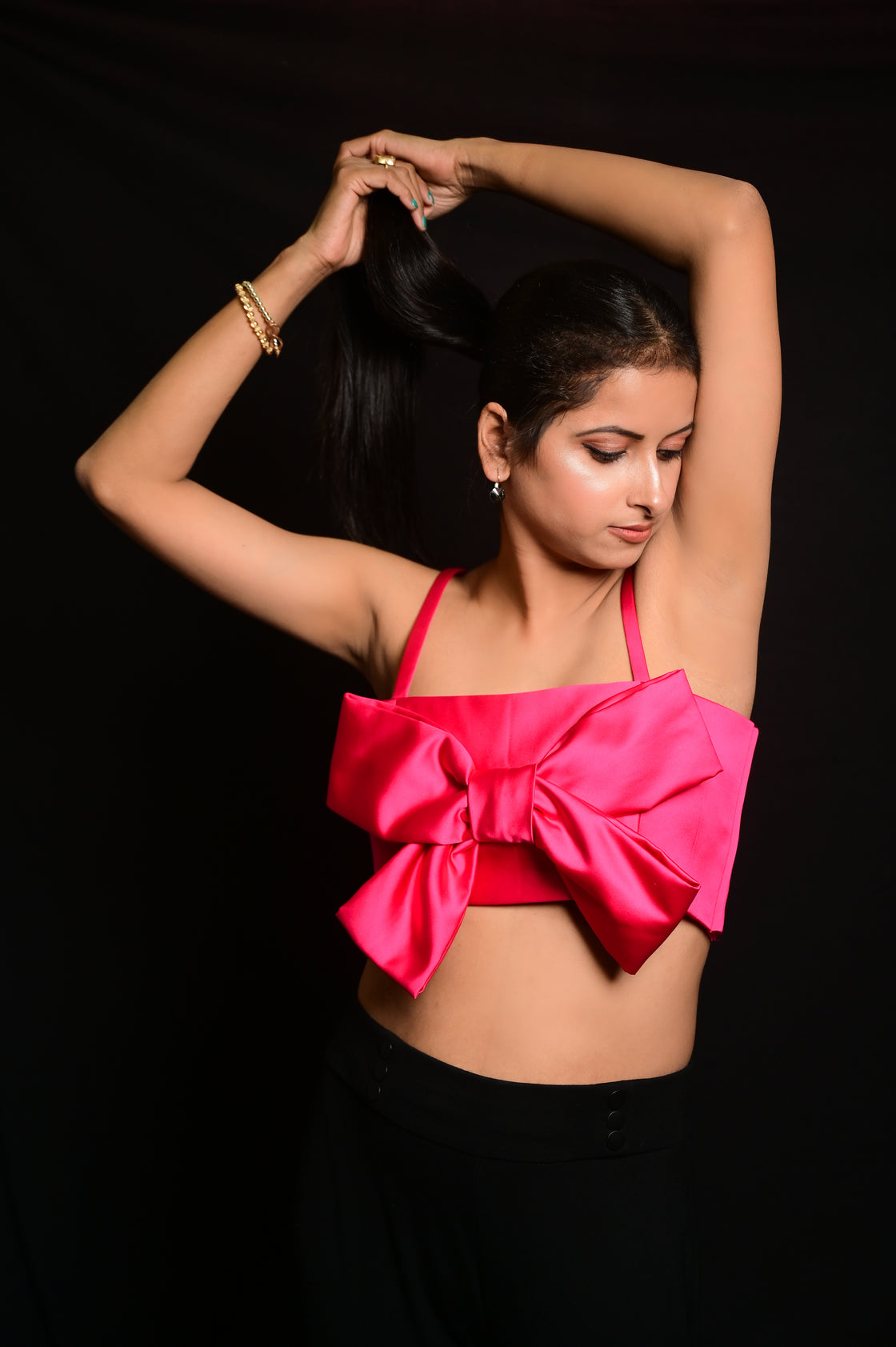 ANNA BOW TOP