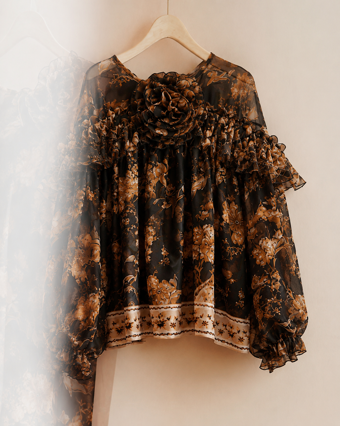 PRINTED BLACK TOP